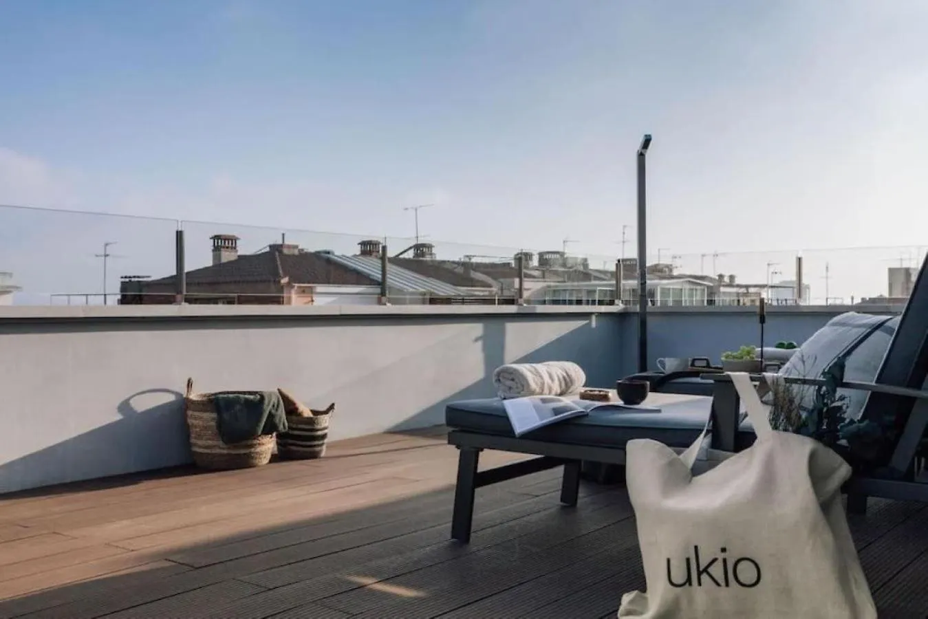 Baka - 2 Bedroom With Terrace In Sant Gervasi Barcellona 0*,