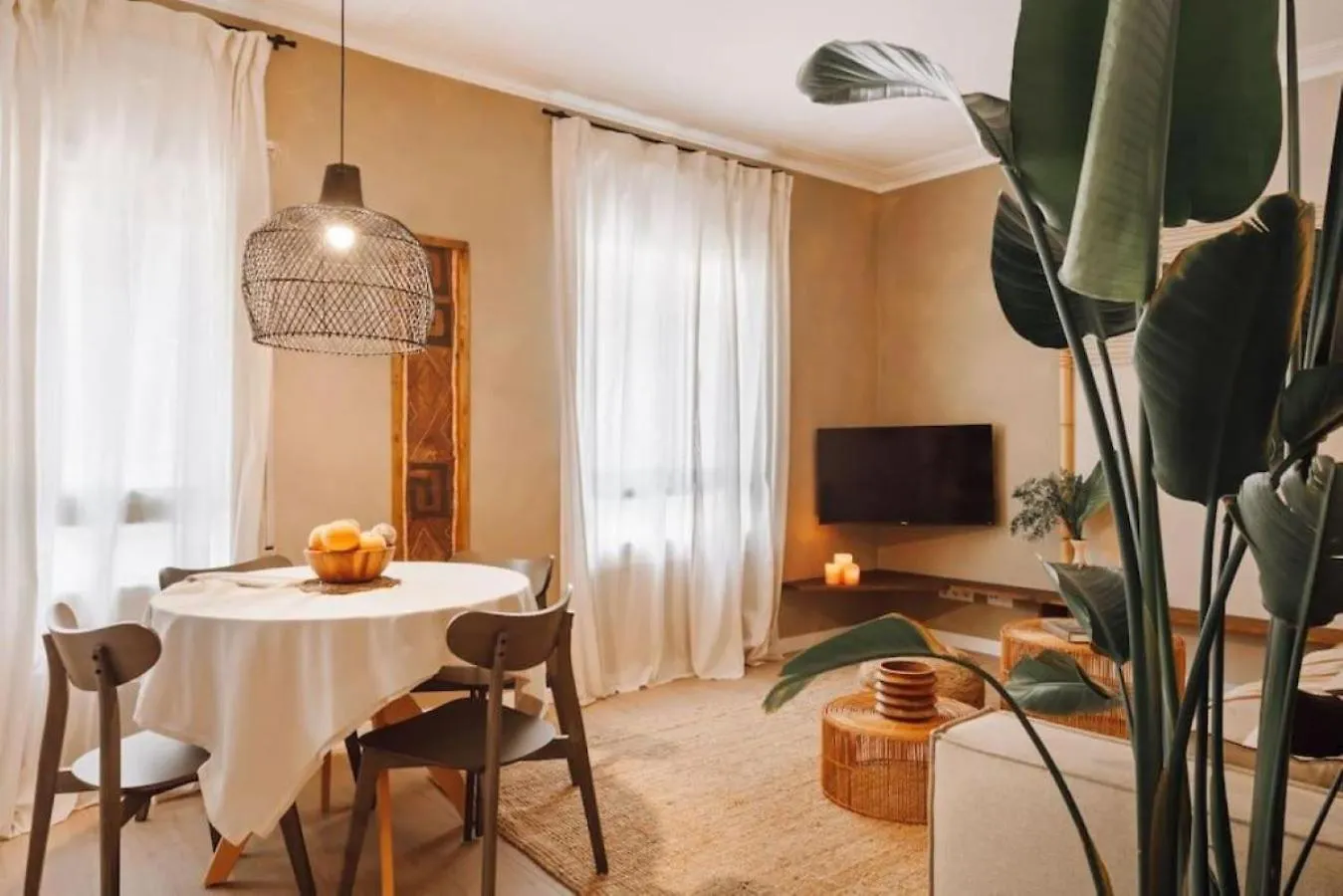 Baka - 2 Bedroom With Terrace In Sant Gervasi Barcellona Appartamento