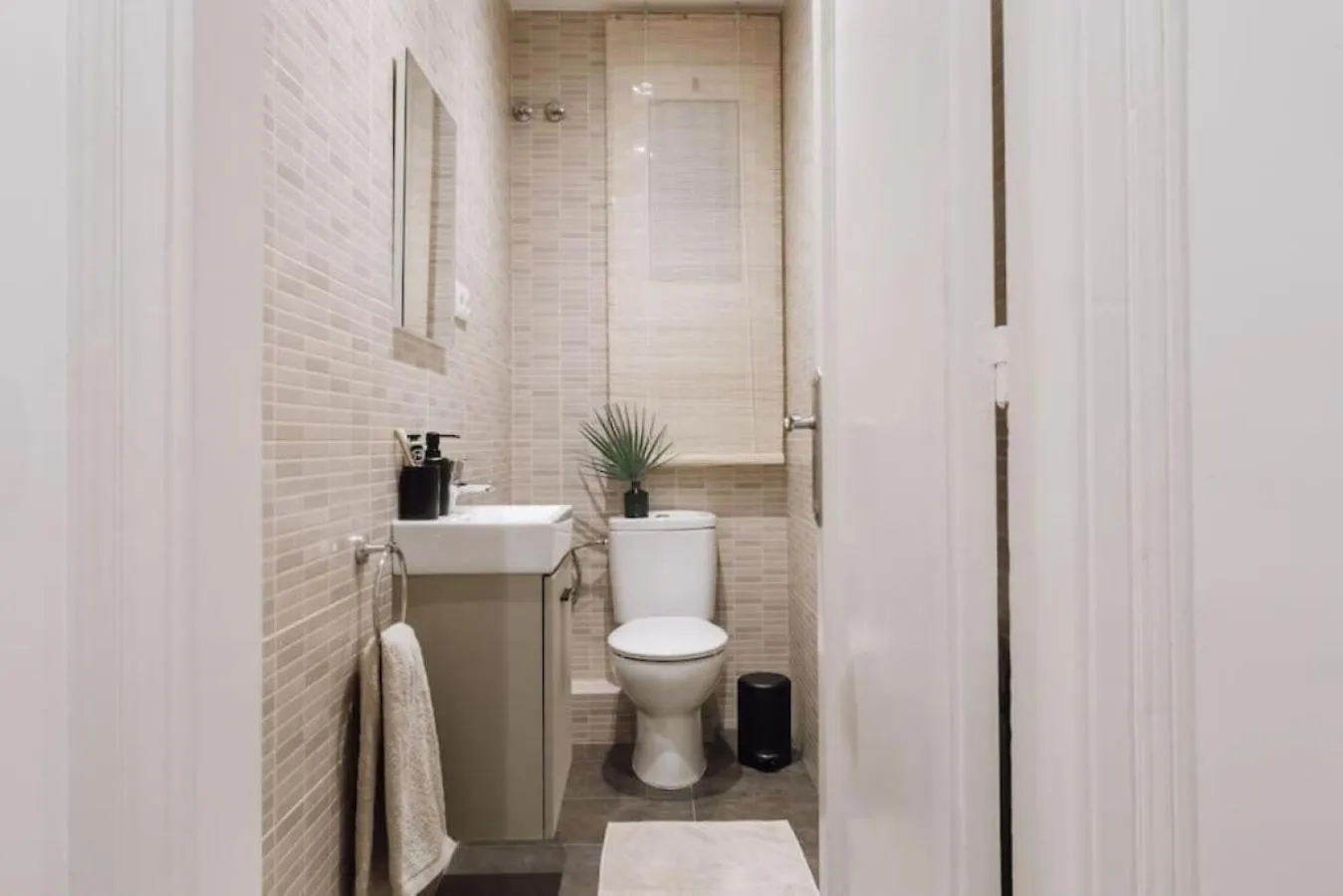 Baka - 2 Bedroom With Terrace In Sant Gervasi Barcellona